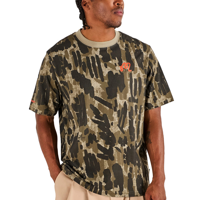Malbon 2026 Tour Divot Camo Bermuda Tee